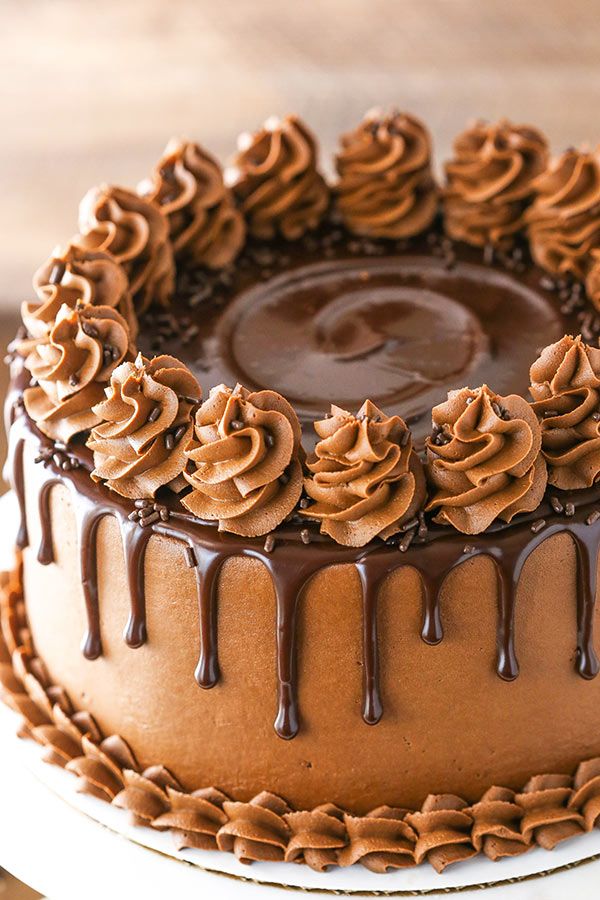 Pastries, cakes and food trays